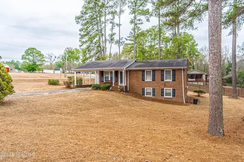 1213 Oak Avenue Hamlet NC 28345