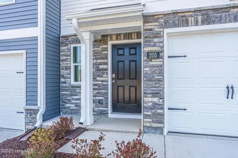205 Maddox Drive Aberdeen NC 28315