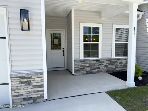 451 Timbercrest Circle SE Bolivia NC 28422