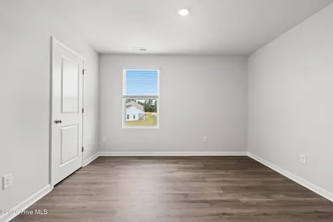 623 S Squires Run Lane Richlands NC 28574