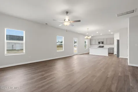 623 S Squires Run Lane Richlands NC 28574