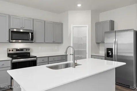 623 S Squires Run Lane Richlands NC 28574