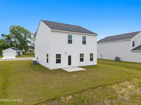 623 S Squires Run Lane Richlands NC 28574