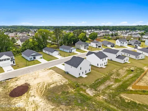 623 S Squires Run Lane Richlands NC 28574
