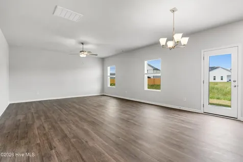 623 S Squires Run Lane Richlands NC 28574