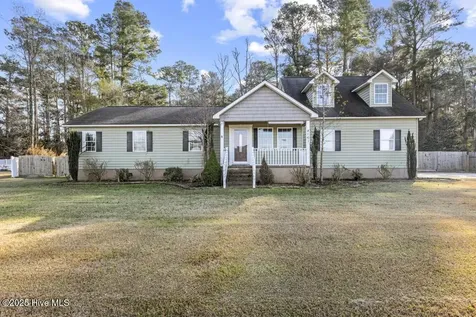 4161 Middle Road Trenton NC 28585
