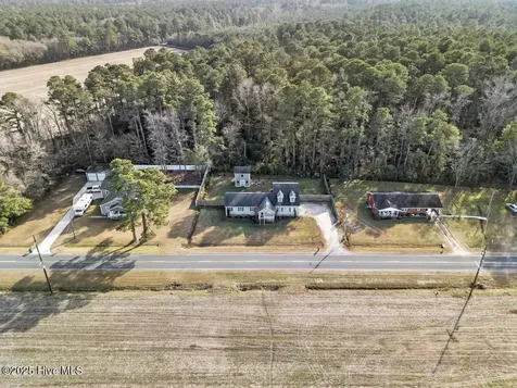 4161 Middle Road Trenton NC 28585