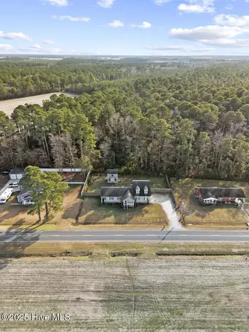 4161 Middle Road Trenton NC 28585