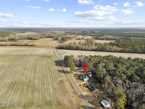 4161 Middle Road Trenton NC 28585