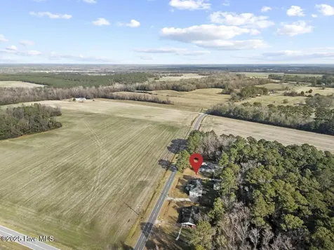 4161 Middle Road Trenton NC 28585