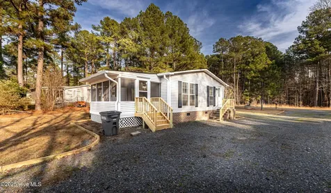142 Pine Valley Lane West End NC 27376