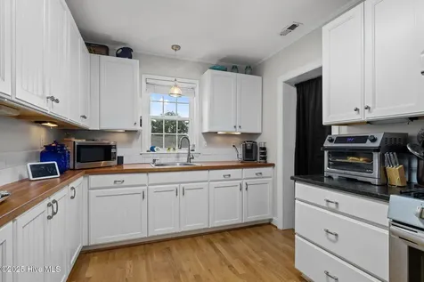 2973 Highway 70 Beaufort NC 28516