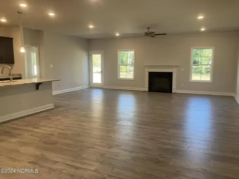 1306 Caracara Drive New Bern NC 28560