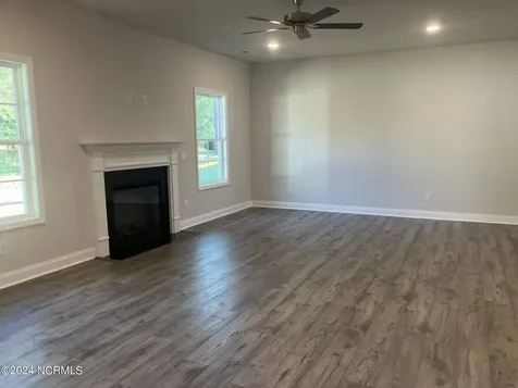 1306 Caracara Drive New Bern NC 28560