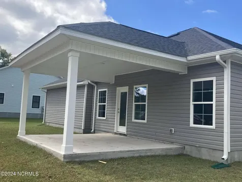1306 Caracara Drive New Bern NC 28560