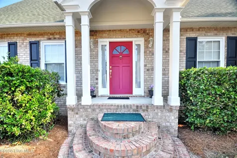 10 Queens Grant Circle SW Shallotte NC 28470