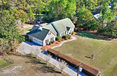 10 Queens Grant Circle SW Shallotte NC 28470