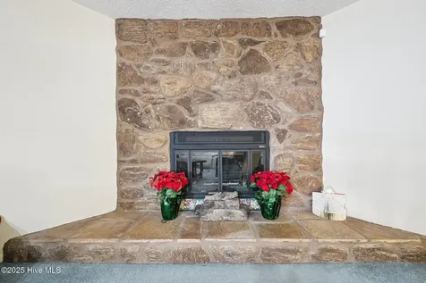 6958 Timbercroft Lane Fayetteville NC 28314