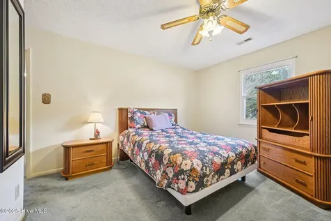 6958 Timbercroft Lane Fayetteville NC 28314