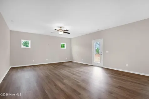 171 Traveller Way Raeford NC 28376