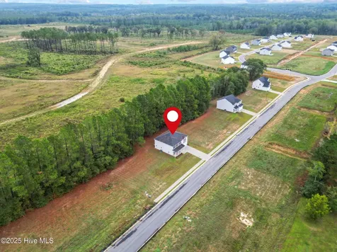 171 Traveller Way Raeford NC 28376