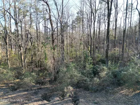 107 Cambridge Lane Seven Lakes NC 27376