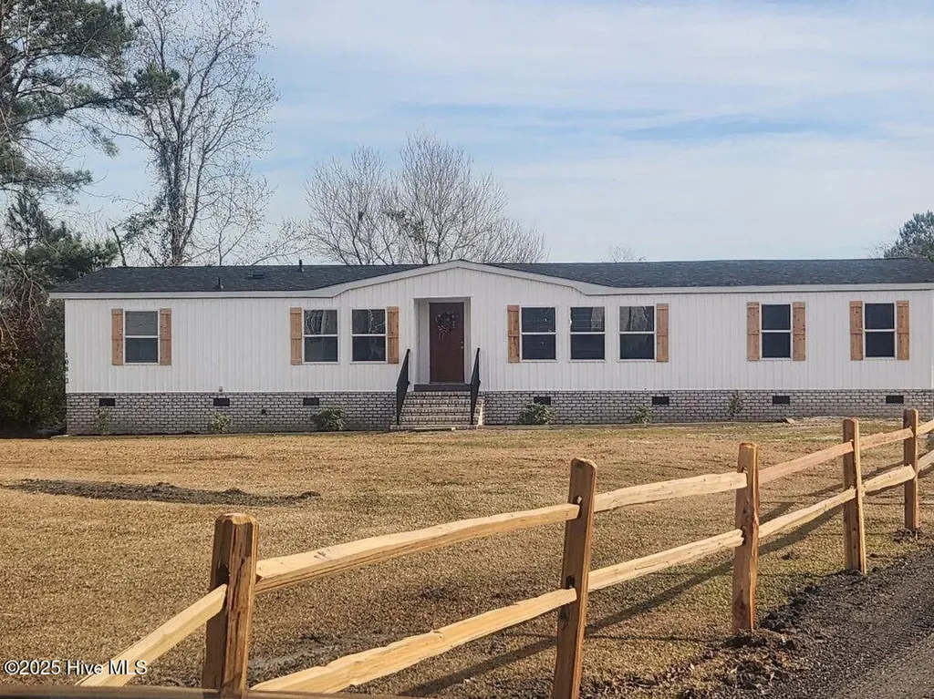 108-2 Jenkins Road Jacksonville NC 28540