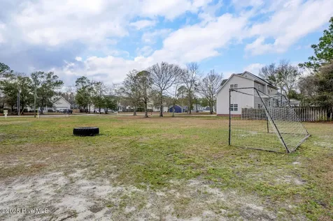1065 Chadwick Shores Drive Sneads Ferry NC 28460