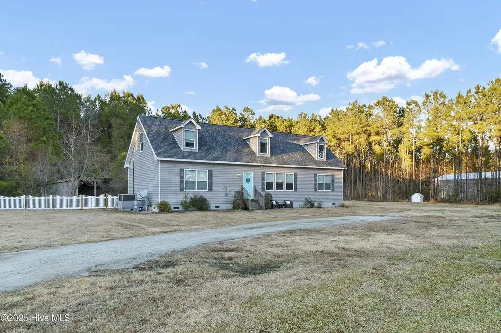 2636 Brinson Road Currie NC 28435