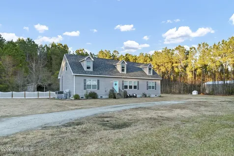 2636 Brinson Road Currie NC 28435