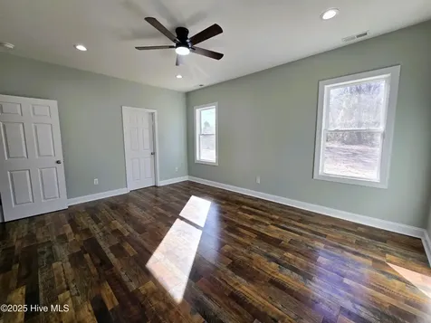 214 E Railroad Street La Grange NC 28551