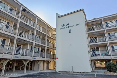 2509 W Fort Macon Road Atlantic Beach NC 28512