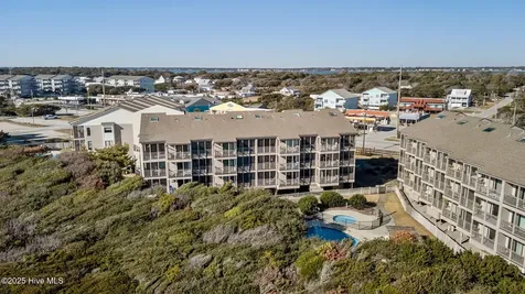 2509 W Fort Macon Road Atlantic Beach NC 28512