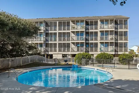 2509 W Fort Macon Road Atlantic Beach NC 28512