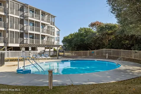 2509 W Fort Macon Road Atlantic Beach NC 28512