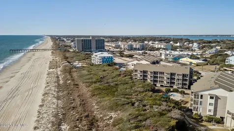 2509 W Fort Macon Road Atlantic Beach NC 28512