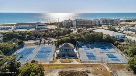 2509 W Fort Macon Road Atlantic Beach NC 28512