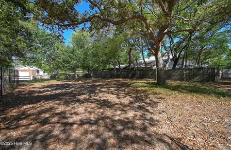 304 NE 47th Street Oak Island NC 28465