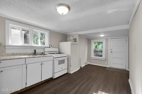 607 First Avenue New Bern NC 28560