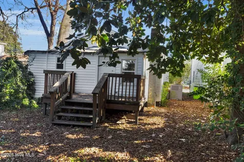 607 First Avenue New Bern NC 28560