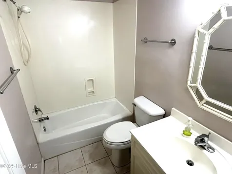 4921 Crosswinds Drive Wilmington NC 28409