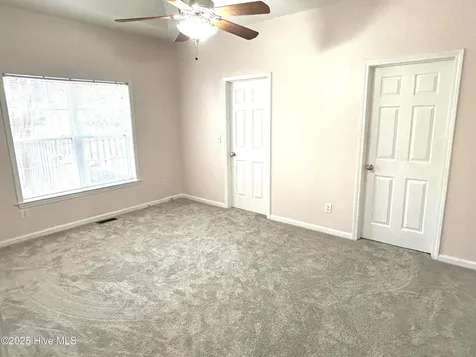 4921 Crosswinds Drive Wilmington NC 28409