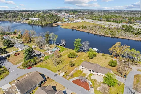 205 Anne Street Jacksonville NC 28540