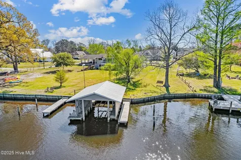 205 Anne Street Jacksonville NC 28540