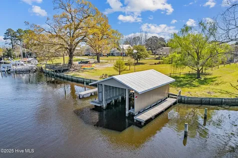 205 Anne Street Jacksonville NC 28540
