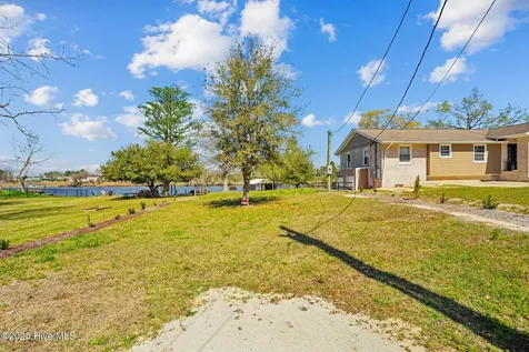 205 Anne Street Jacksonville NC 28540