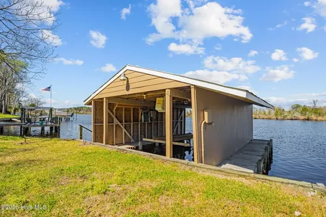 205 Anne Street Jacksonville NC 28540
