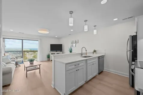 9100 Reed Drive Emerald Isle NC 28594