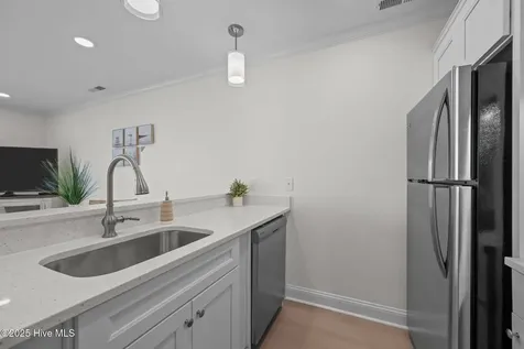 9100 Reed Drive Emerald Isle NC 28594