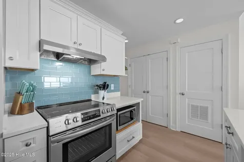 9100 Reed Drive Emerald Isle NC 28594
